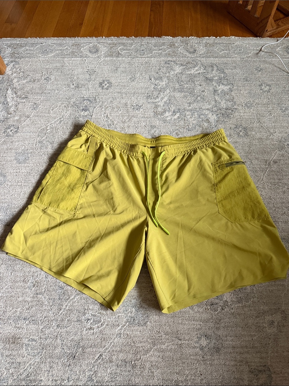 Men’s Lululemon shorts